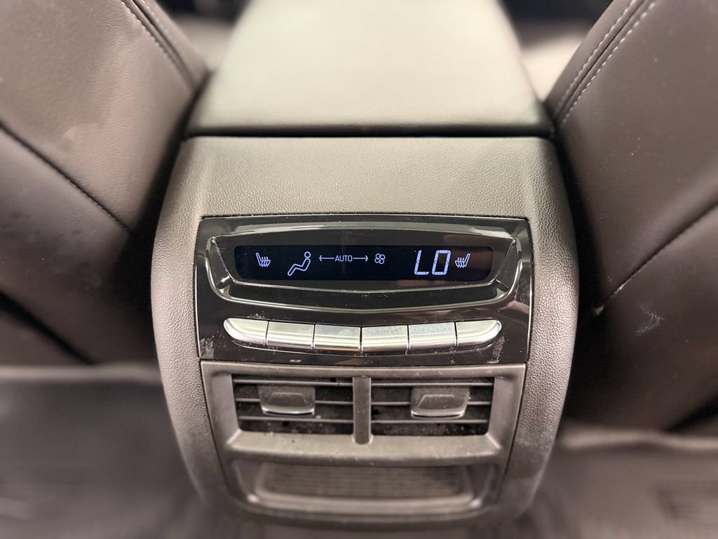 Used 2021 Cadillac XT5 Sportv AWD/4WD image 34