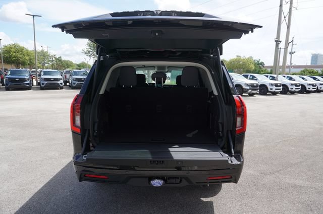 New 2027 Ford Expedition Active RWD image 21