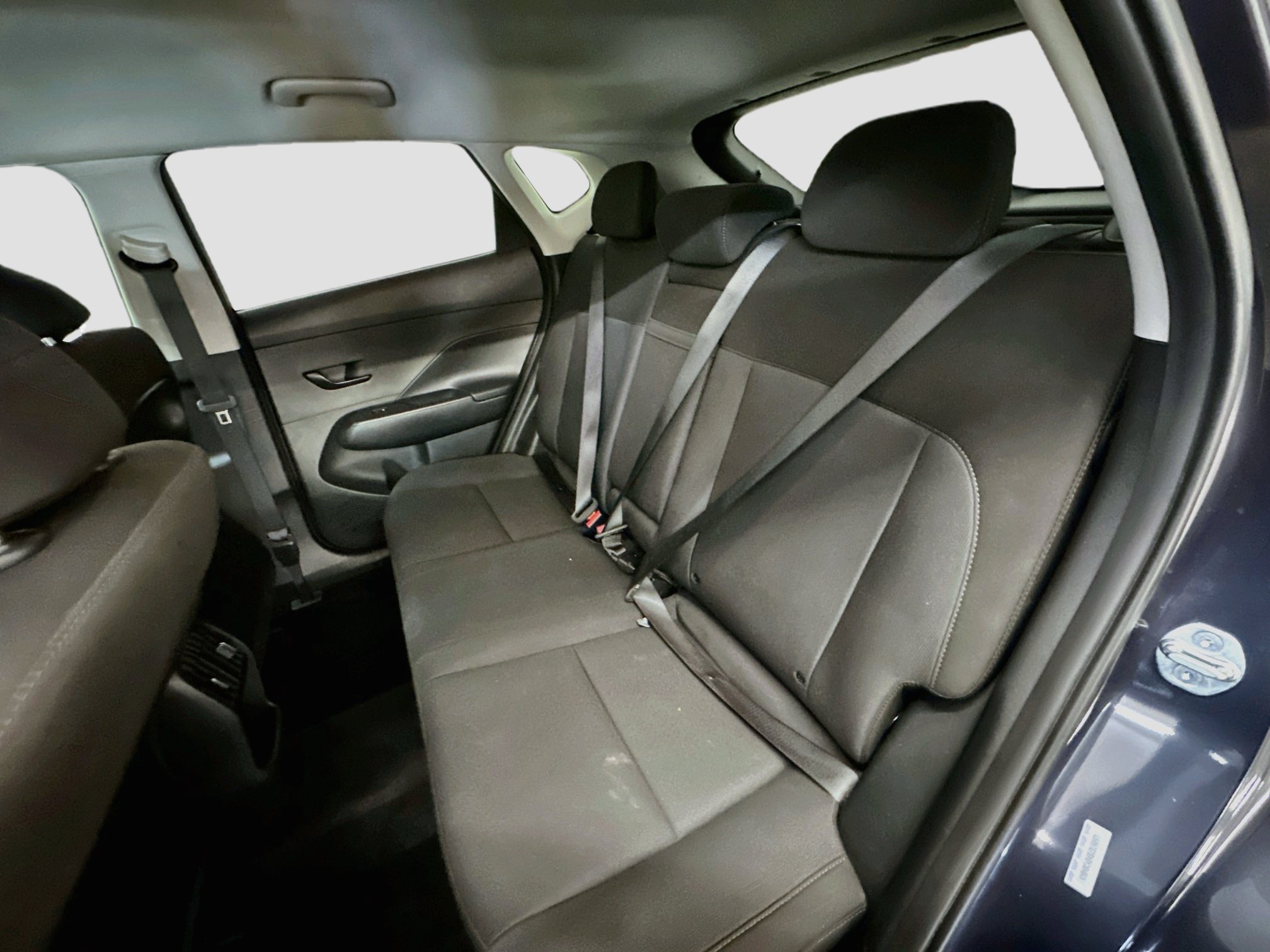 Used 2025 Hyundai Kona SEL AWD/4WD image 28