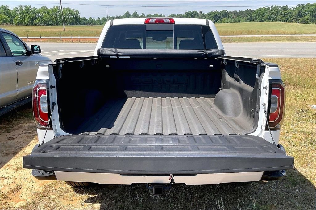 Used 2018 GMC Sierra 1500 Denali AWD/4WD image 17