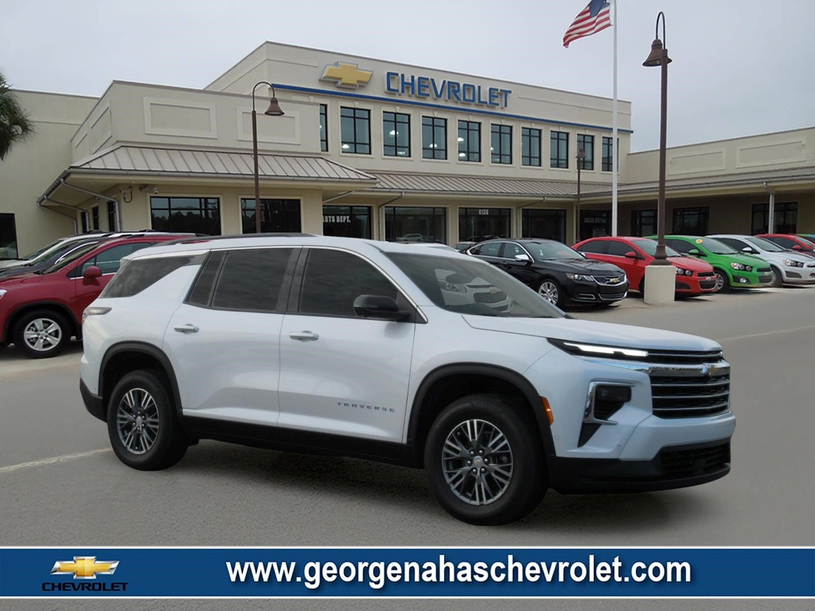 Used 2024 Chevrolet Traverse LT w/ Enhanced Driving Package FWD image 1