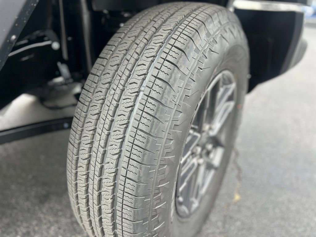 New 2025 Jeep Wrangler Unlimited Sport AWD/4WD image 17