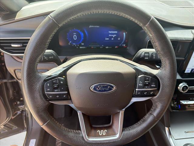 Used 2023 Ford Explorer King Ranch w/ Technology Package RWD image 13