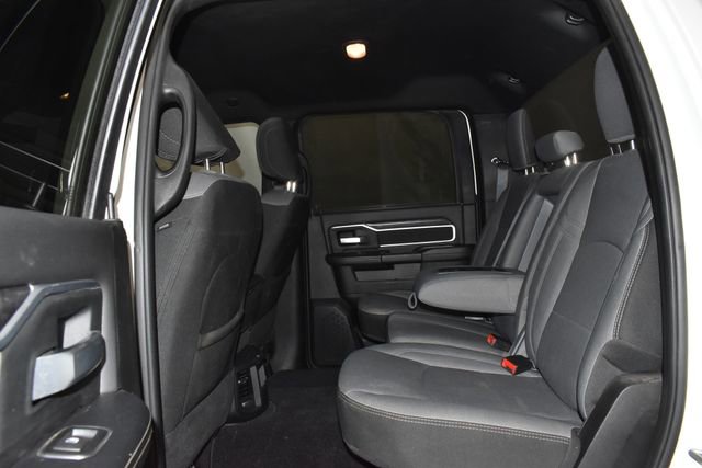 Used 2024 RAM 2500 Big Horn image 32