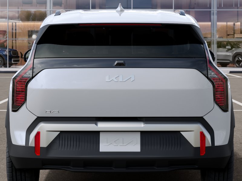 New 2027 Kia EV3 Wind FWD image 13