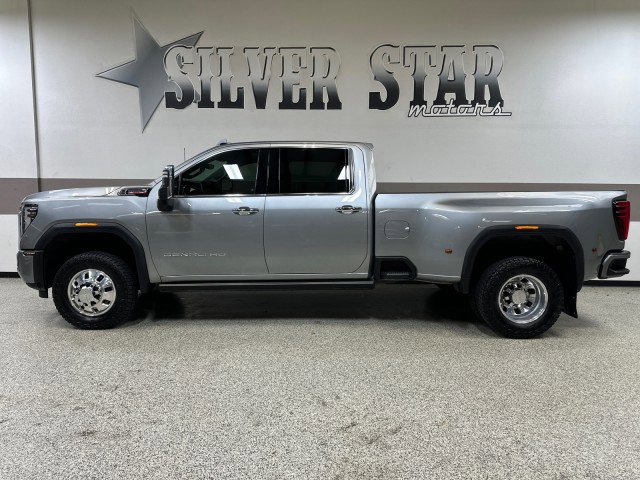 Used 2024 GMC Sierra 3500 Denali w/ Denali Reserve Package image 5