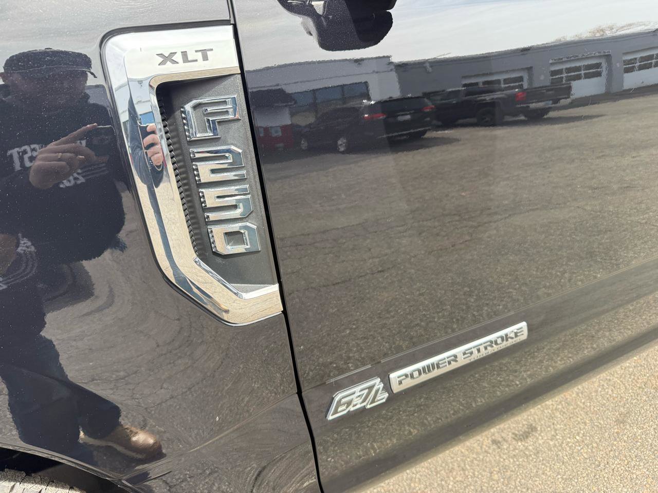 Used 2019 Ford F250 XLT w/ XLT Value Package image 6