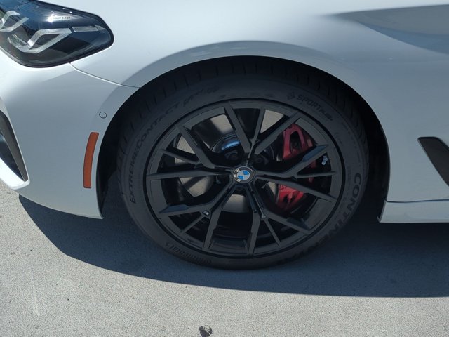 Used 2022 BMW 540i w/ M Sport Package RWD image 25
