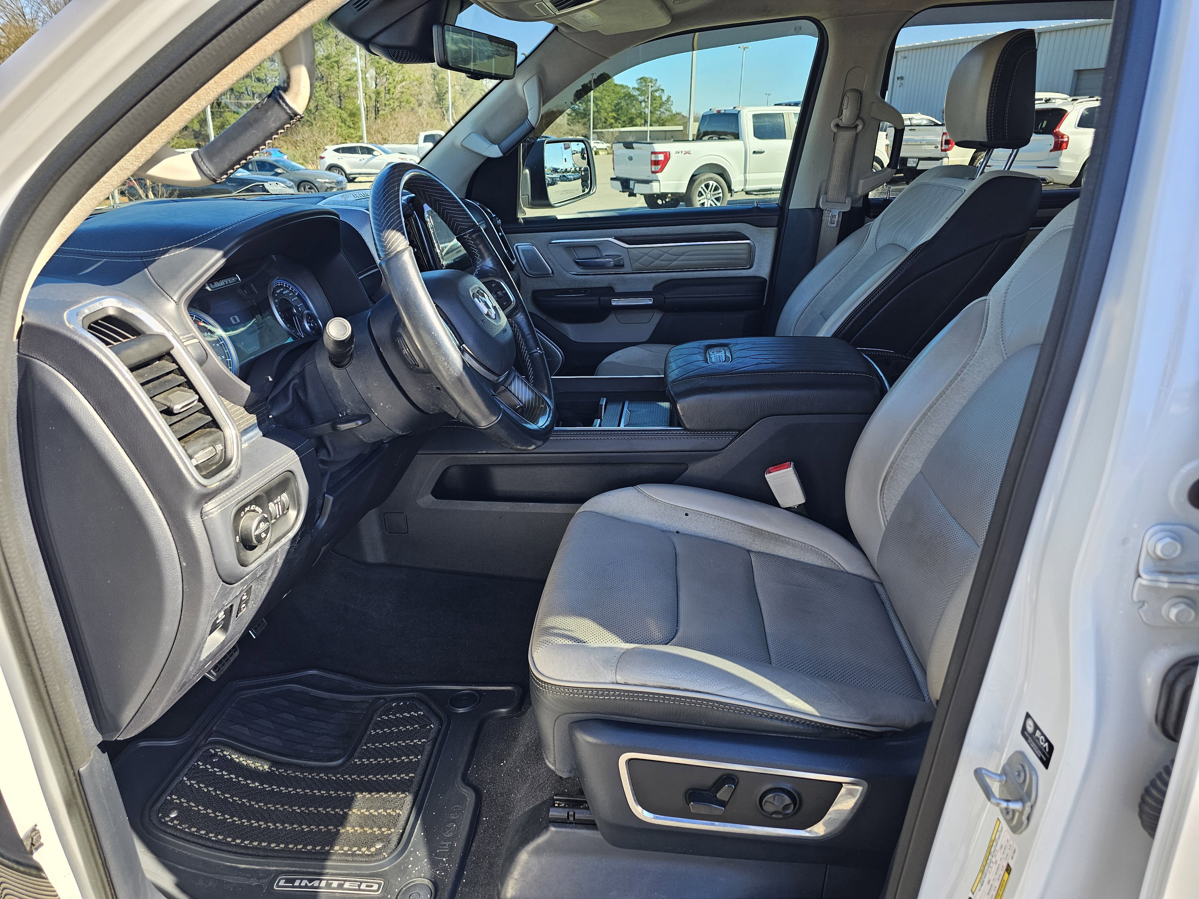 Used 2022 RAM 1500 Limited image 18