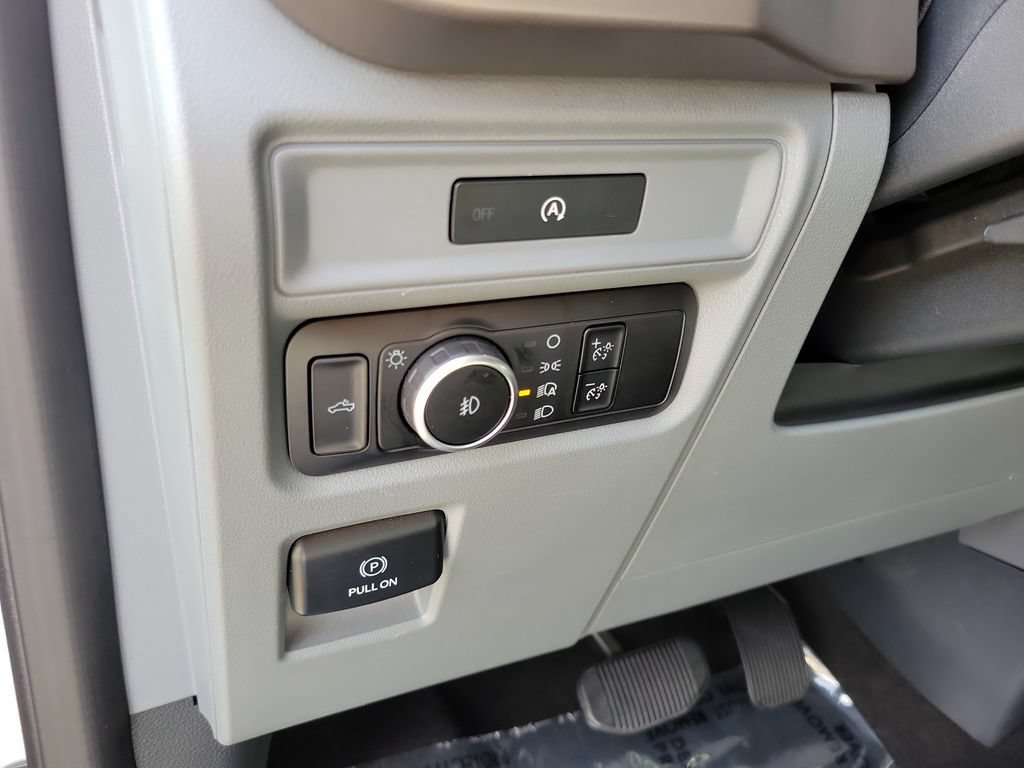 Used 2025 Ford F150 XLT w/ Equipment Group 301A Standard RWD image 16