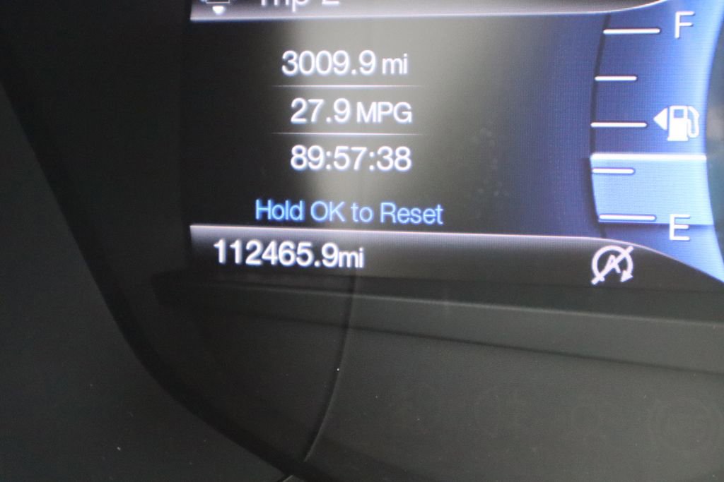 Used 2017 Ford Fusion SE w/ Fusion SE Technology Package image 34