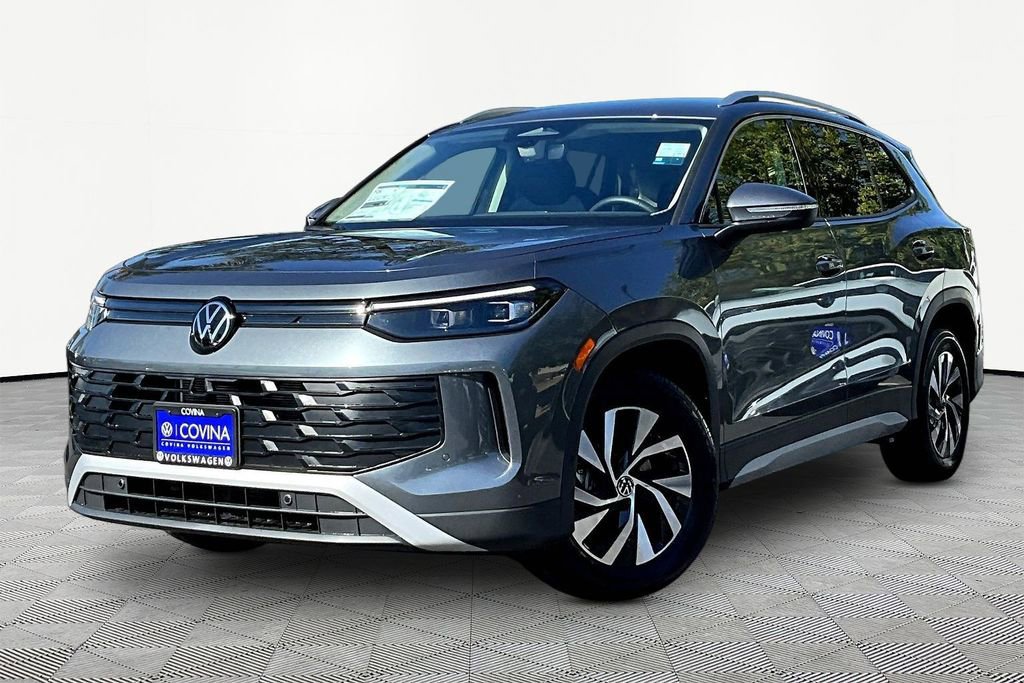 New 2026 Volkswagen Tiguan S image 3