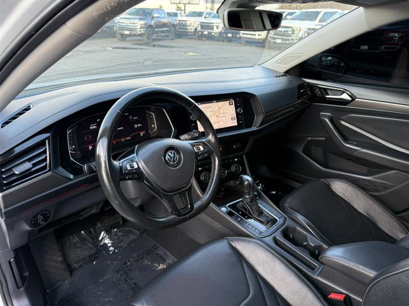 Used 2019 Volkswagen Jetta SEL Premium FWD image 32