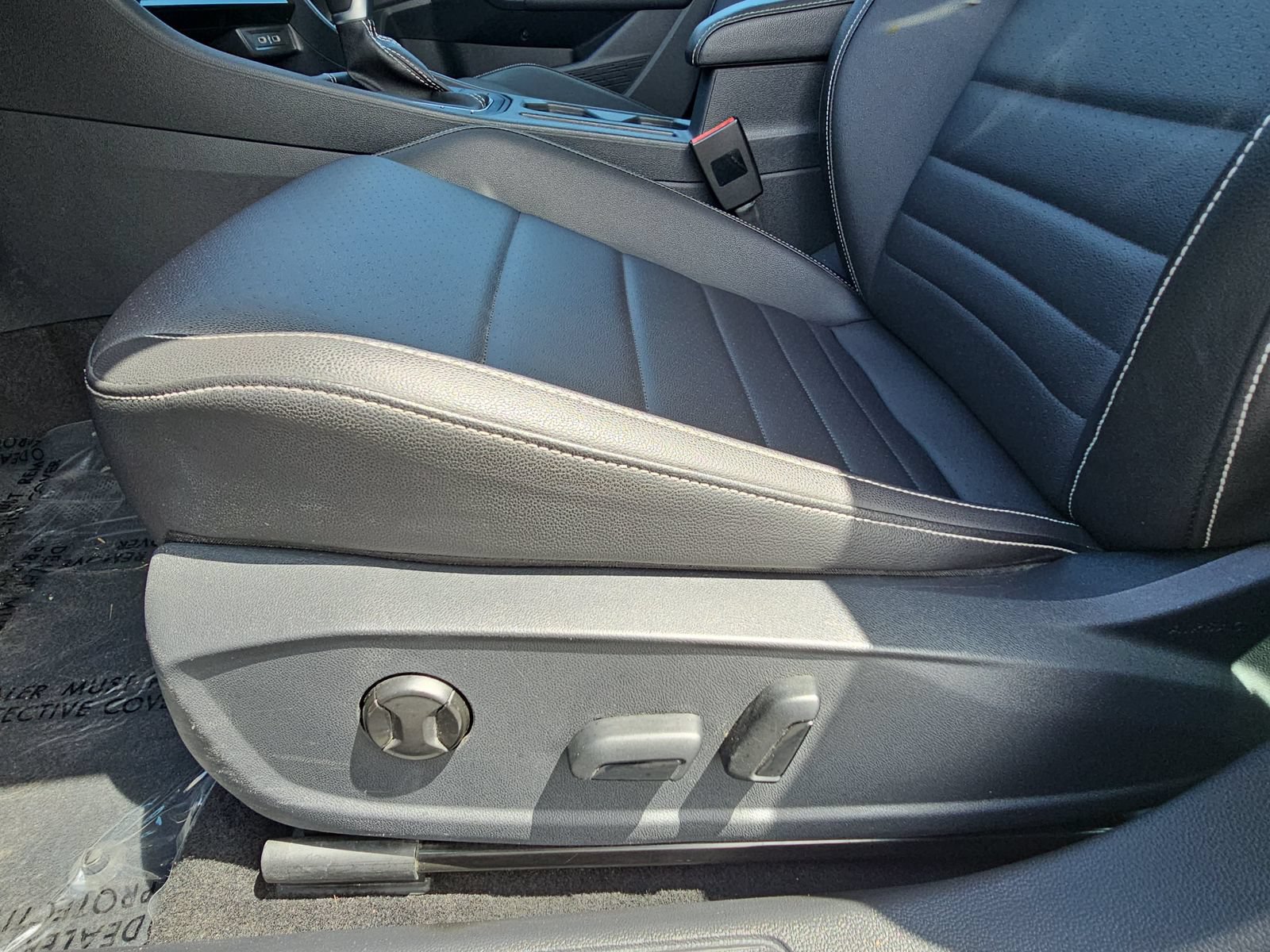 Used 2024 Volkswagen Jetta SE FWD image 27