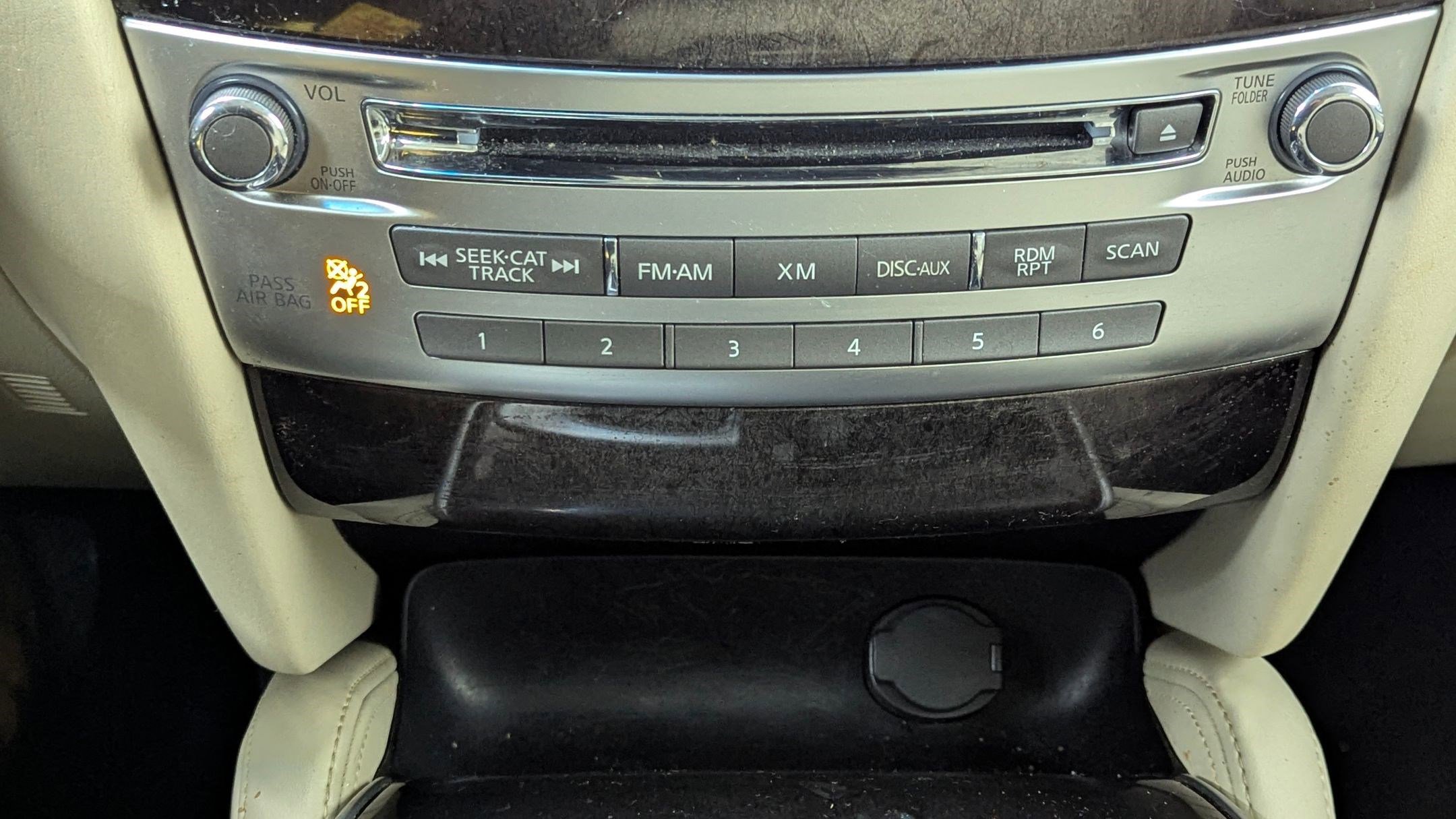 Used 2015 INFINITI QX60 FWD w/ Premium Plus Package image 28