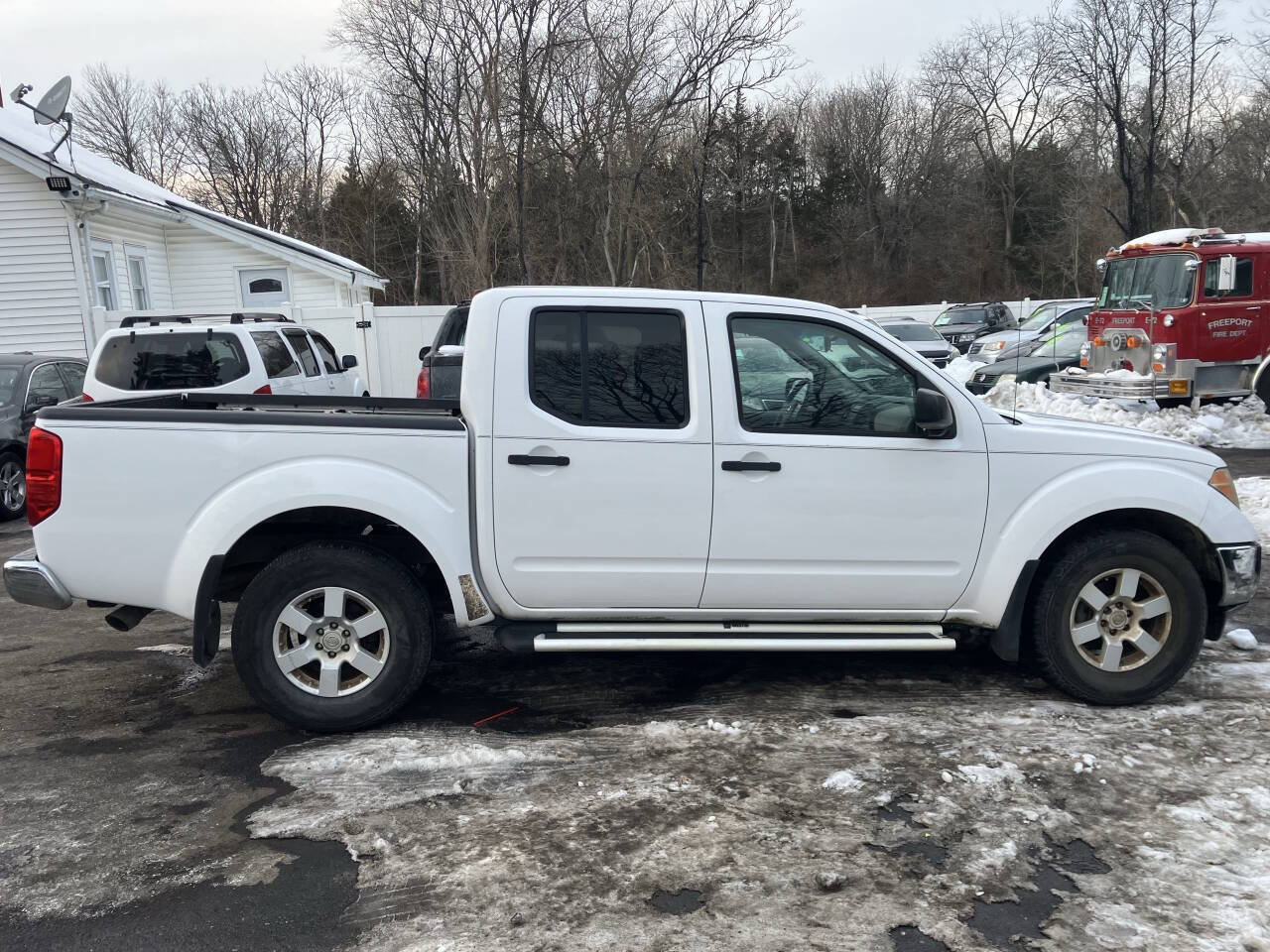 Used 2005 Nissan Frontier NISMO RWD image 6