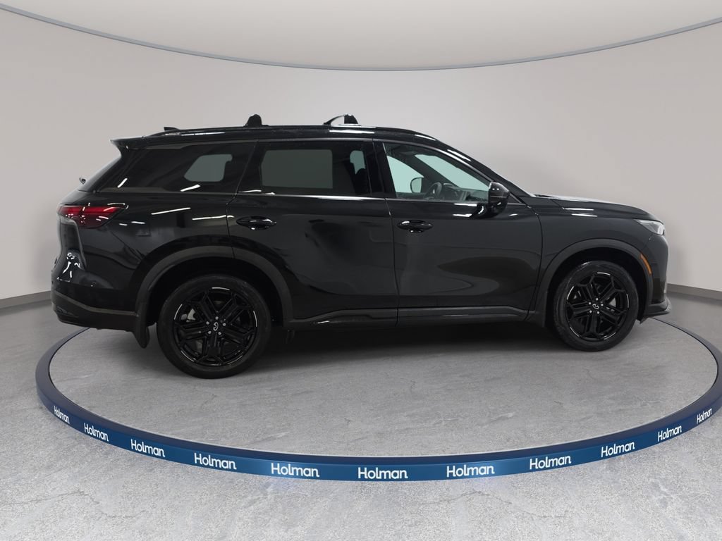 Certified 2026 INFINITI QX60 Sport w/ Dark Cargo Package AWD/4WD image 4