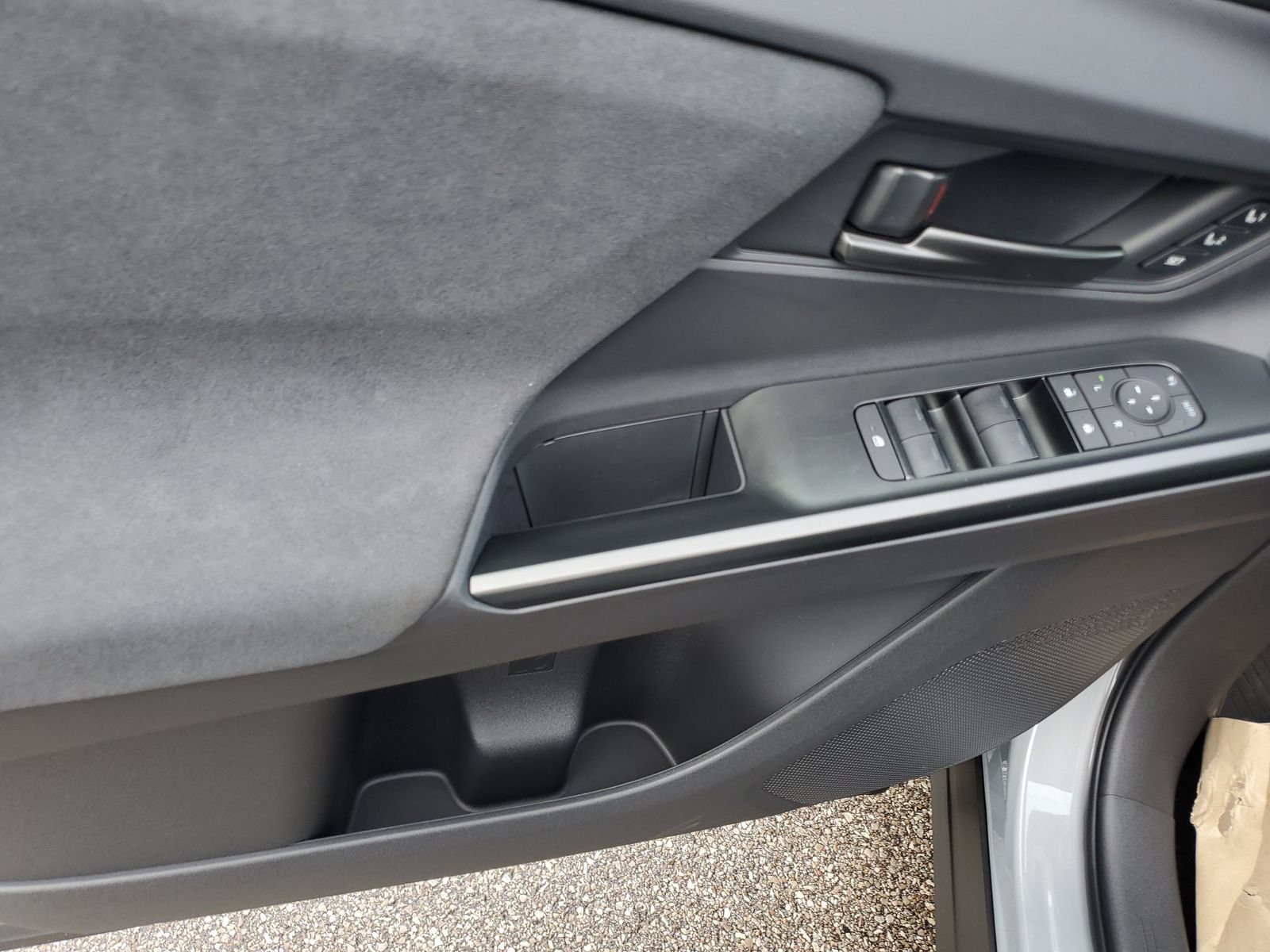 New 2026 Toyota C-HR AWD/4WD image 19