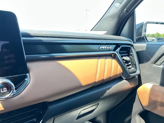 New 2026 GMC Canyon AT4 w/ AT4 Premium Package AWD/4WD image 37