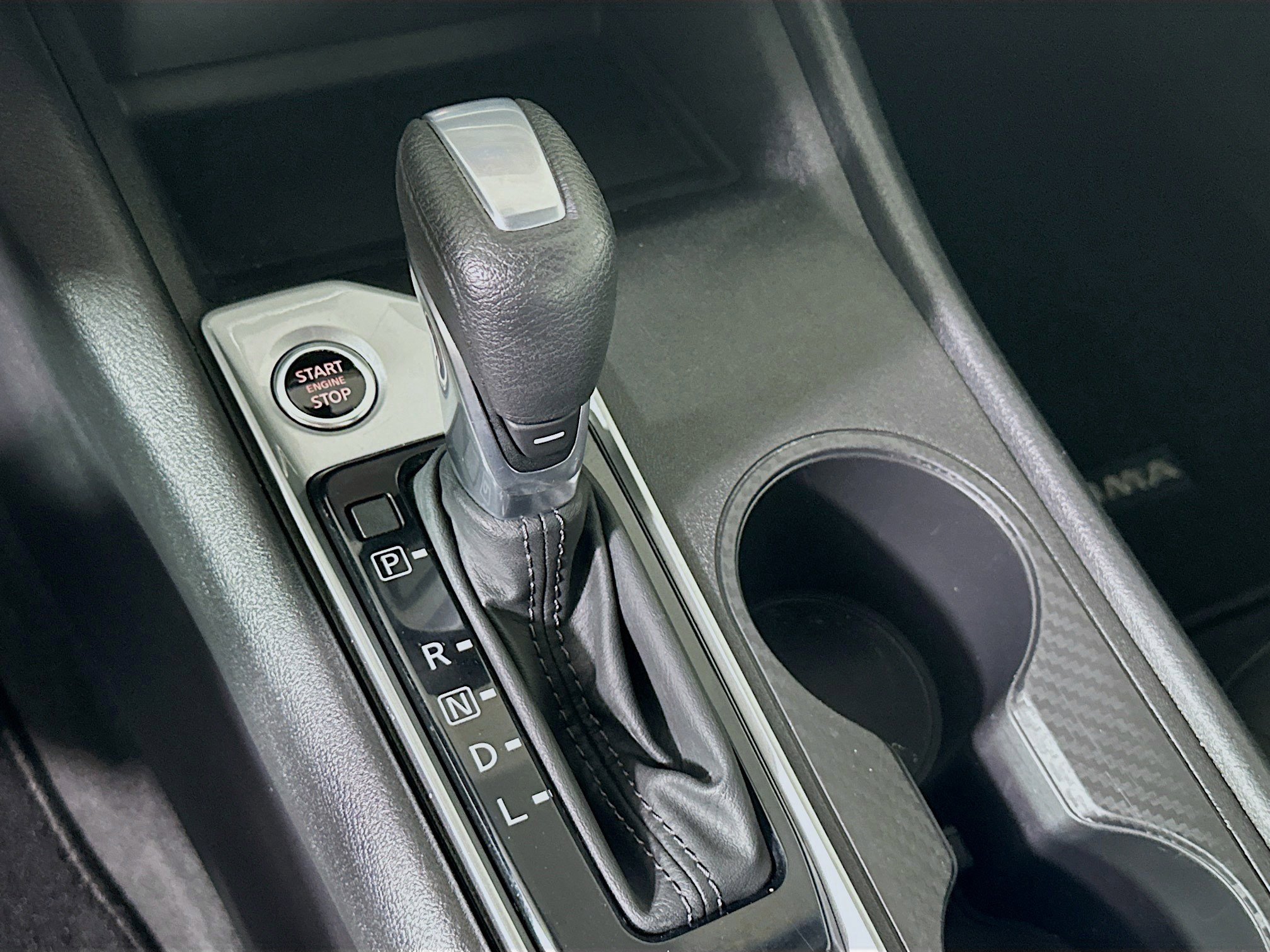 Used 2025 Nissan Altima 2.5 SV image 23