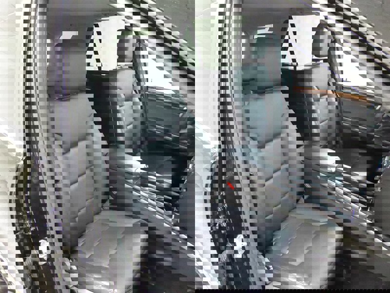 Used 2010 Mercedes-Benz ML 350 4MATIC image 21