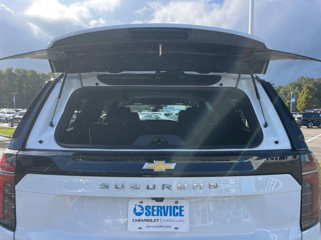 New 2026 Chevrolet Suburban LS image 6