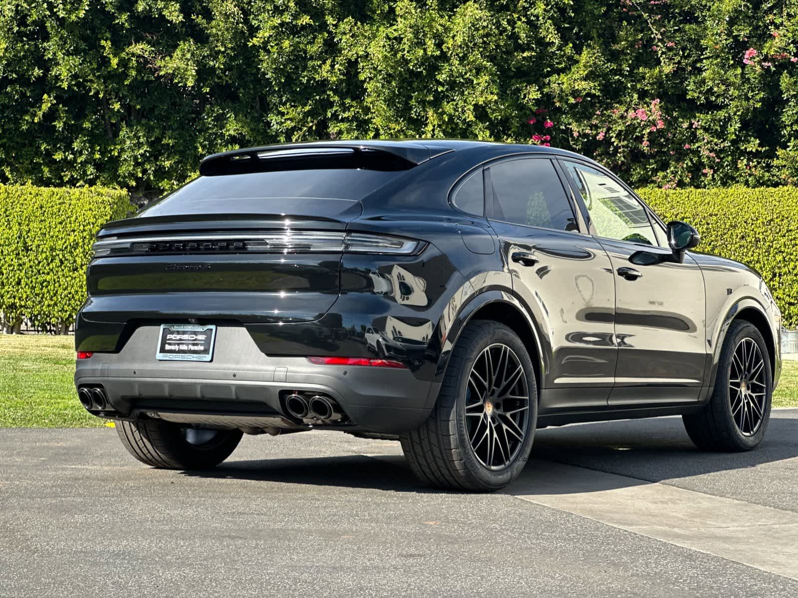 New 2026 Porsche Cayenne S AWD/4WD image 8