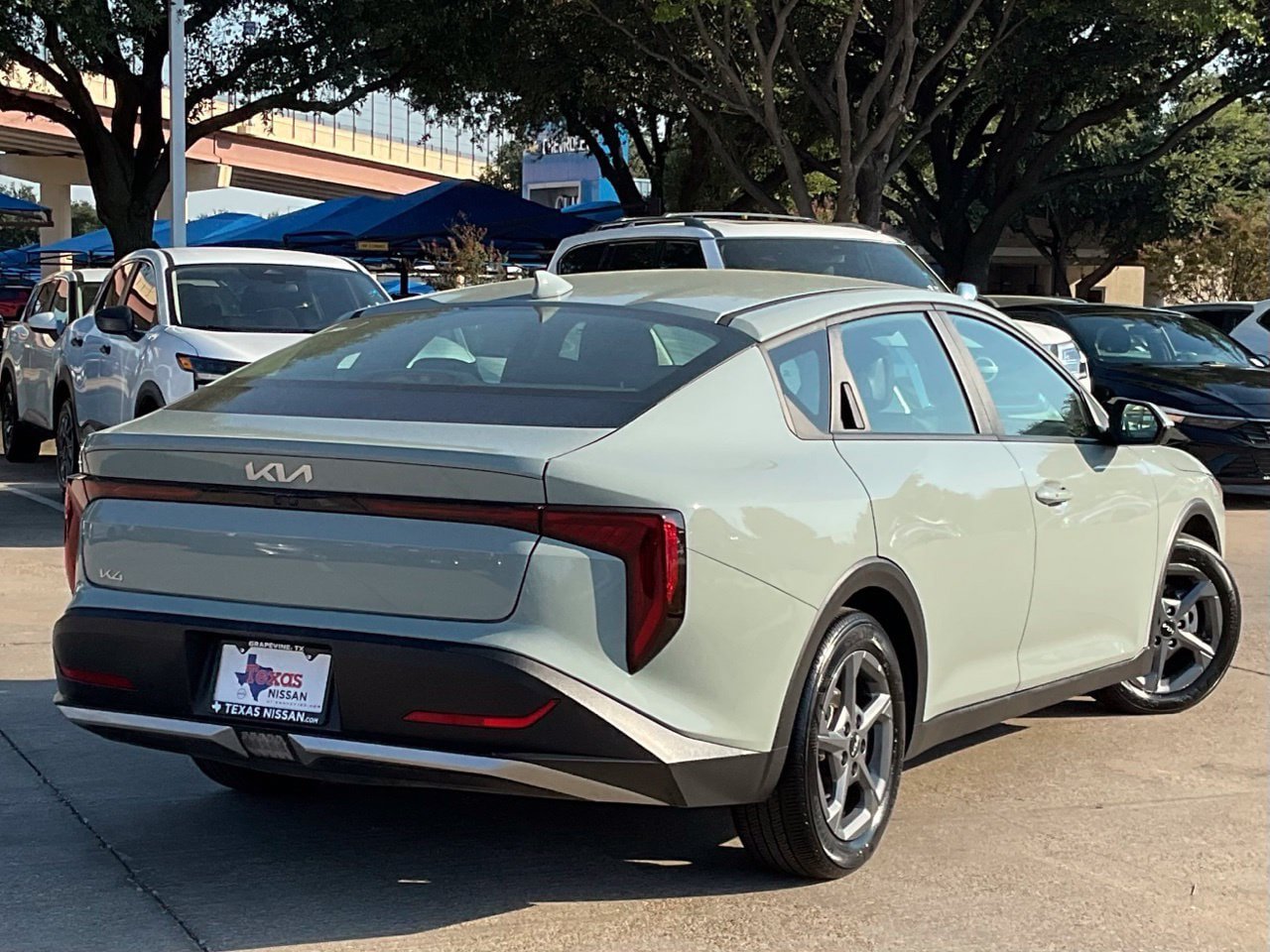 Used 2025 Kia K4 FWD image 4