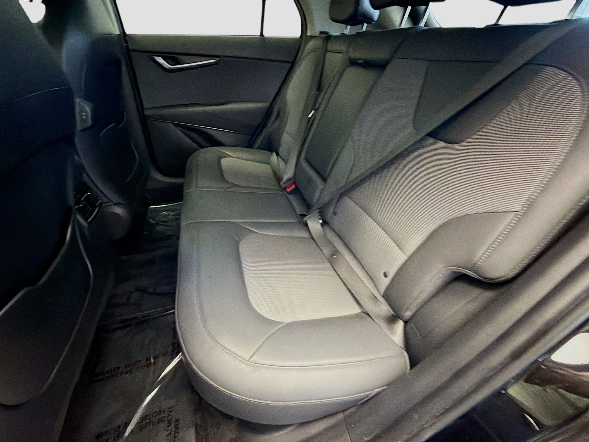 Used 2024 Kia Niro EX FWD image 13