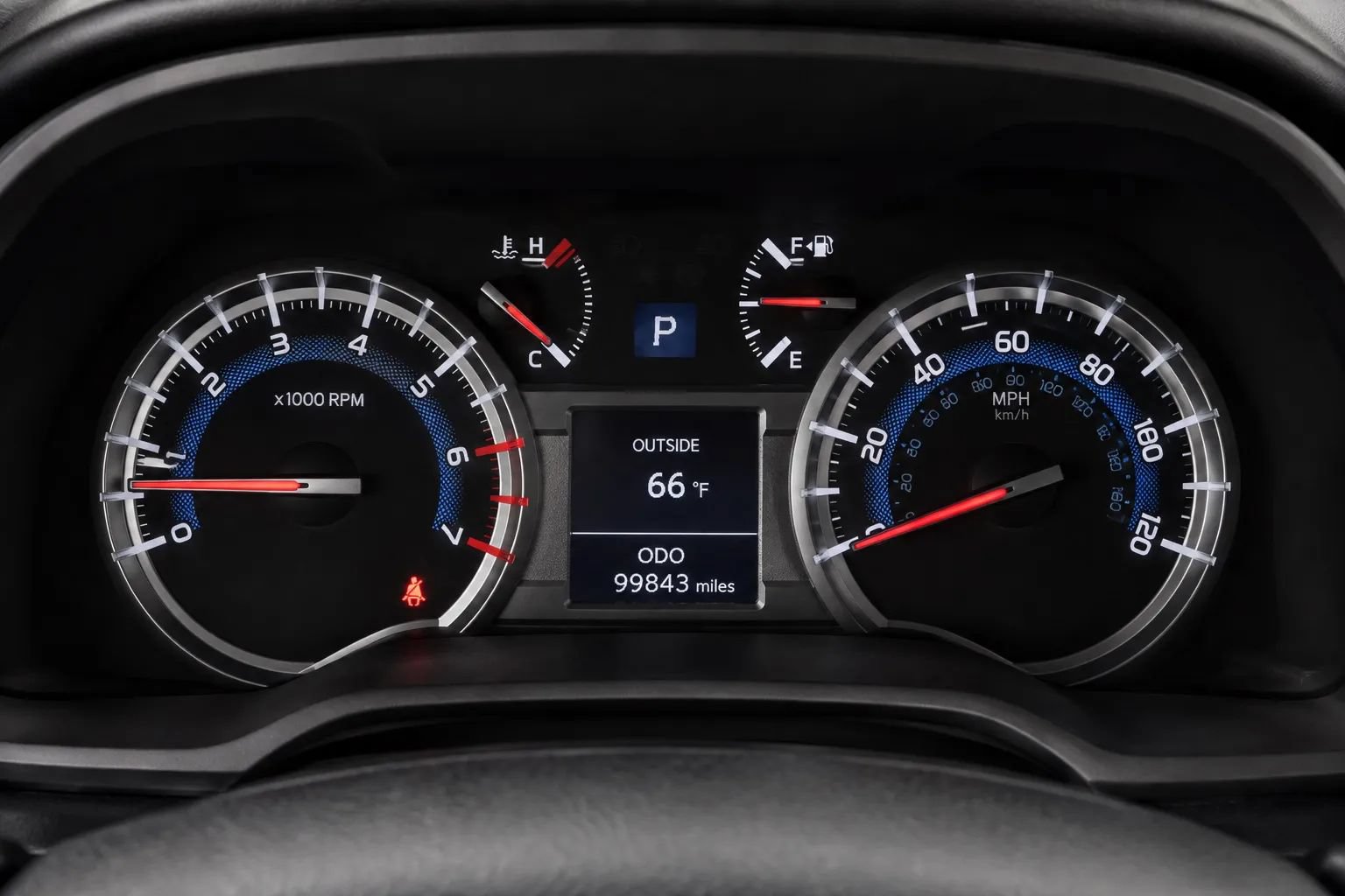 Used 2019 Toyota 4Runner SR5 AWD/4WD image 9