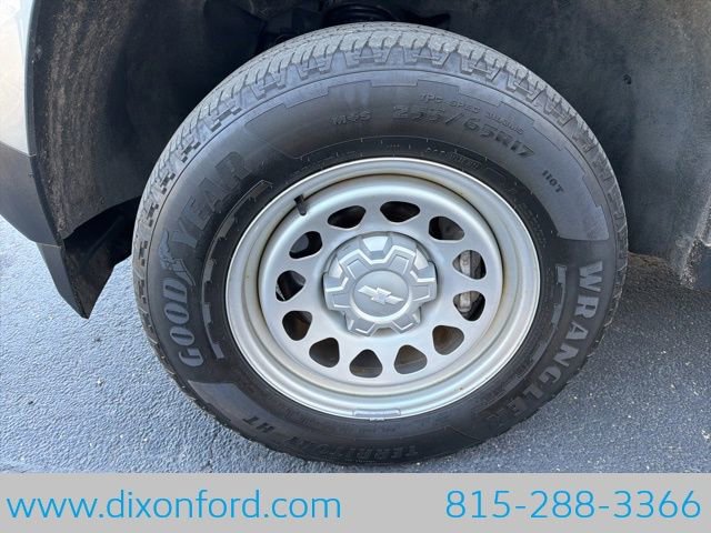 Used 2023 Chevrolet Colorado W/T image 10