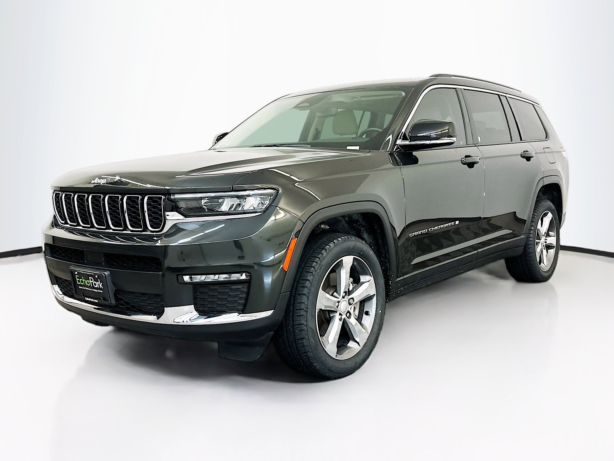 Used 2022 Jeep Grand Cherokee L Limited image 3