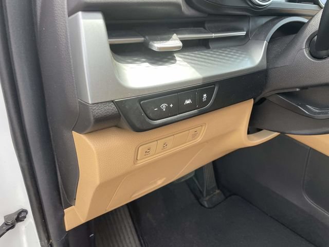 Certified 2024 Kia Carnival LX FWD image 19