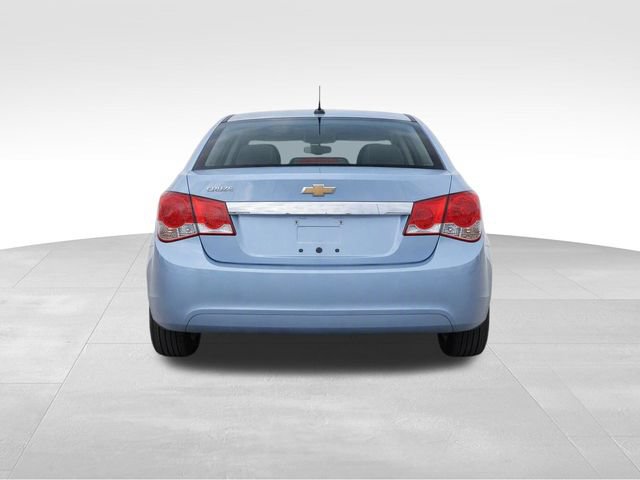 Used 2012 Chevrolet Cruze LS w/ Connectivity Package FWD image 4