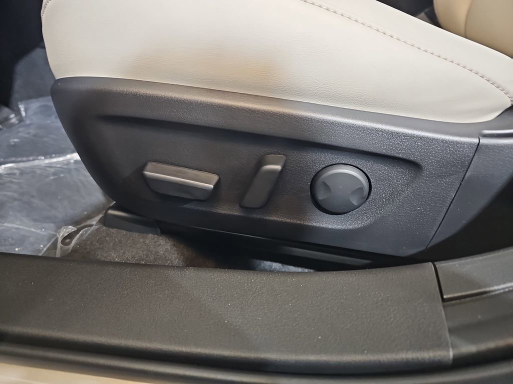 New 2026 MAZDA MAZDA3 2.5 S Sedan w/ Preferred Pkg image 30