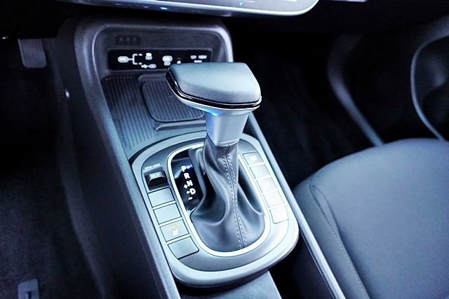 Certified 2026 Hyundai Kona SEL Sport image 30