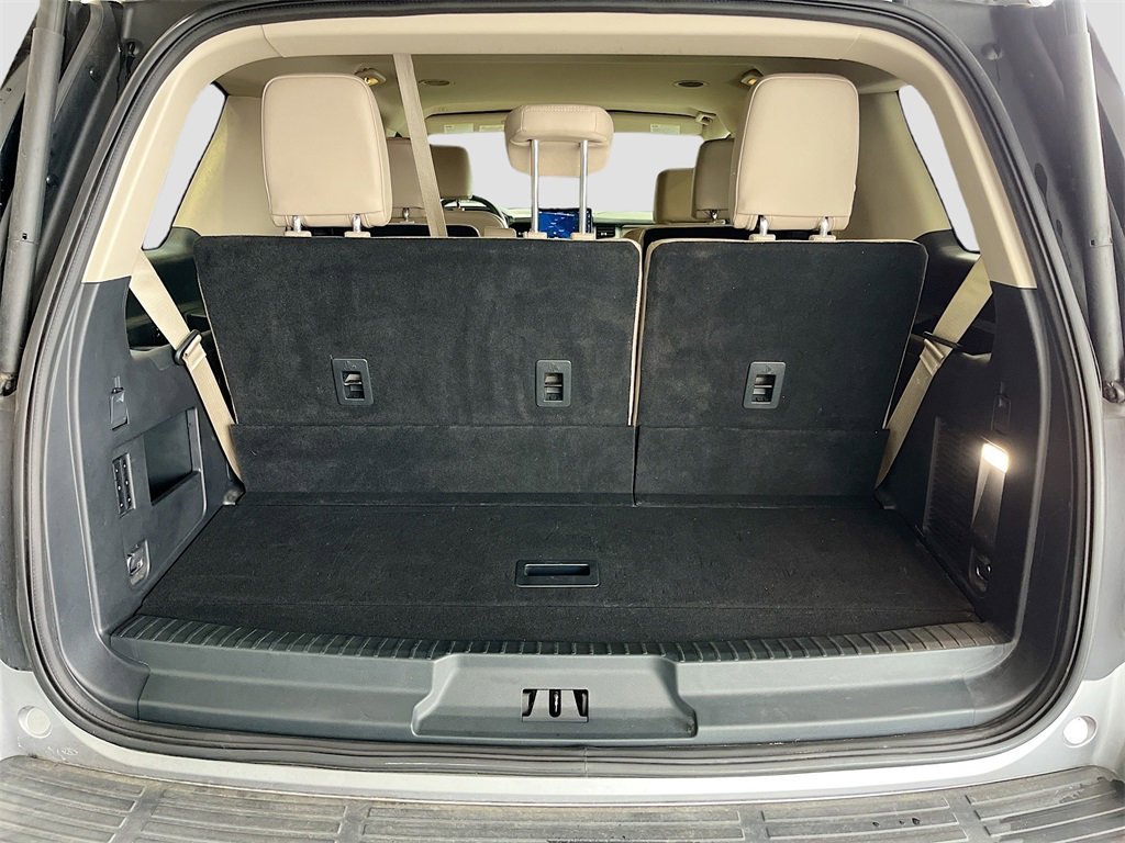 Used 2024 Ford Expedition XLT image 26
