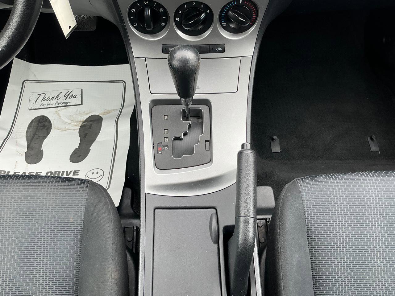 Used 2010 MAZDA MAZDA3 i Touring FWD image 16