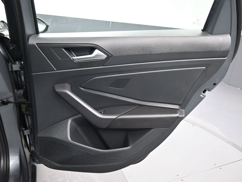 Used 2024 Volkswagen Jetta Sport image 31