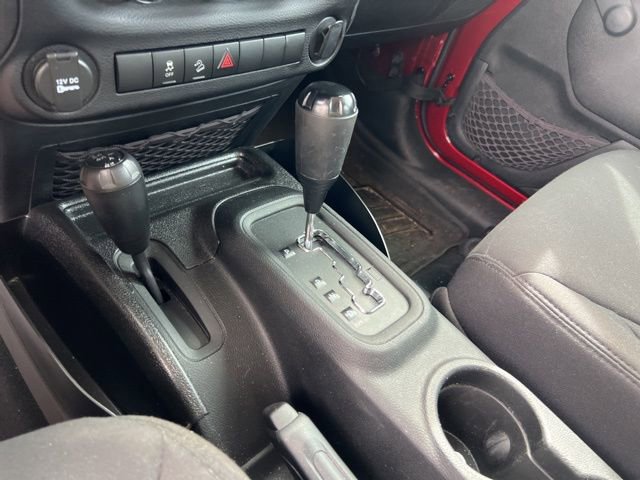 Used 2013 Jeep Wrangler Unlimited Sport w/ Max Tow Pkg image 16