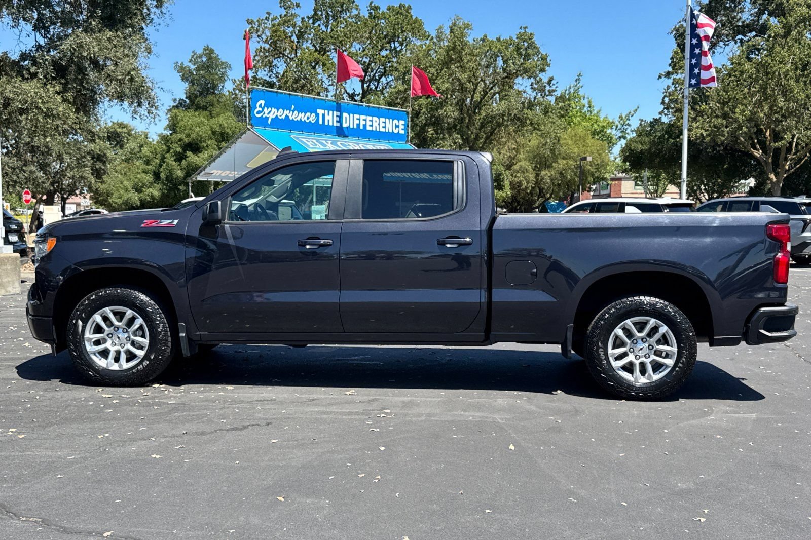 Used 2023 Chevrolet Silverado 1500 RST AWD/4WD image 6