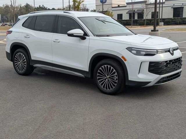 New 2026 Volkswagen Tiguan S FWD image 2