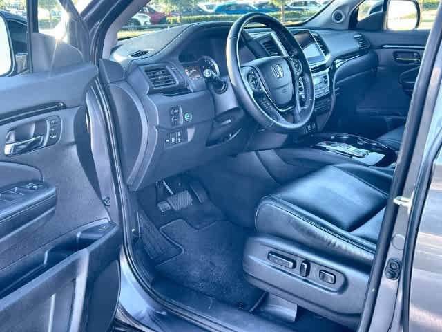 Used 2016 Honda Pilot Touring image 3