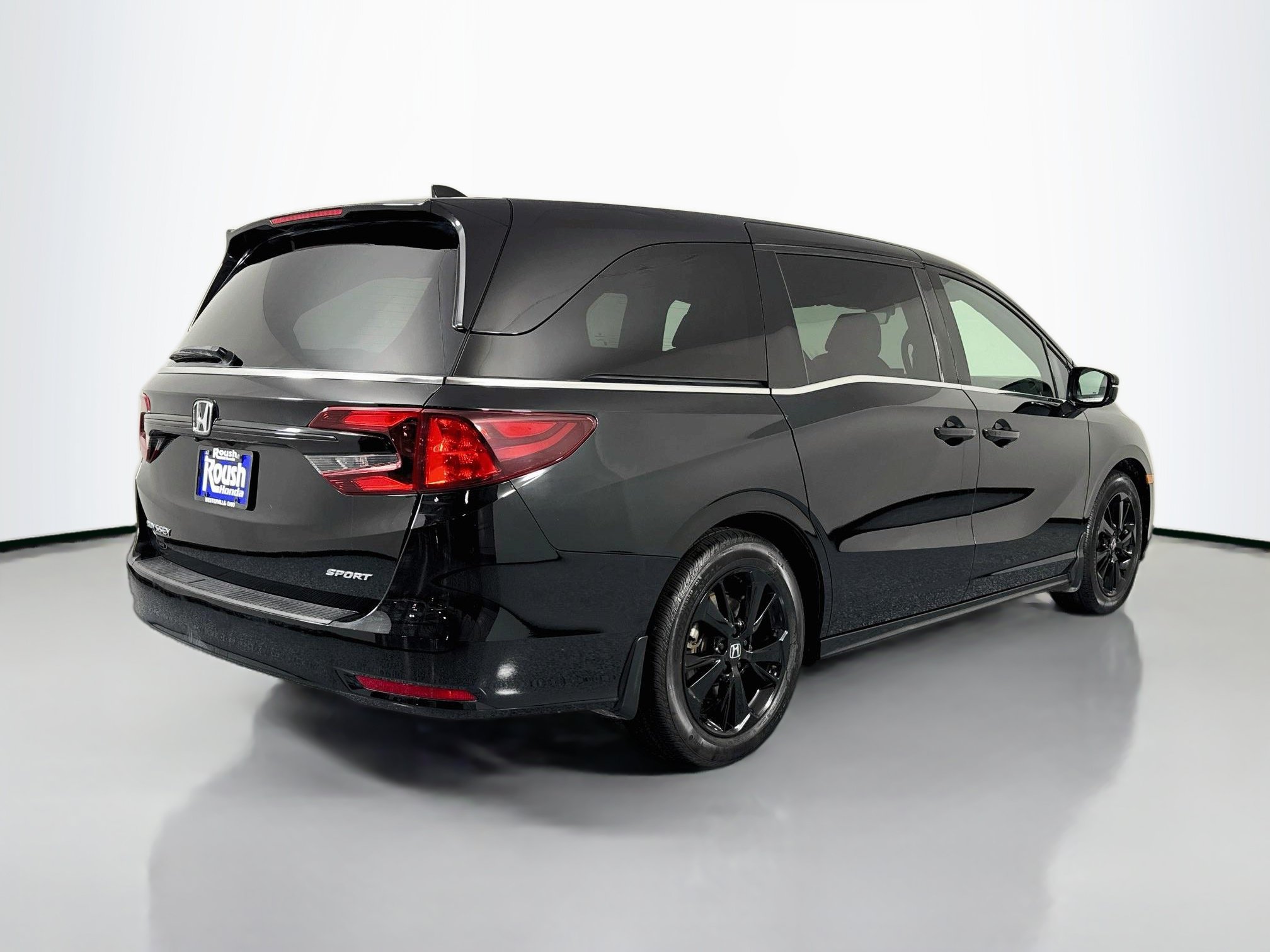 Certified 2024 Honda Odyssey Sport image 5