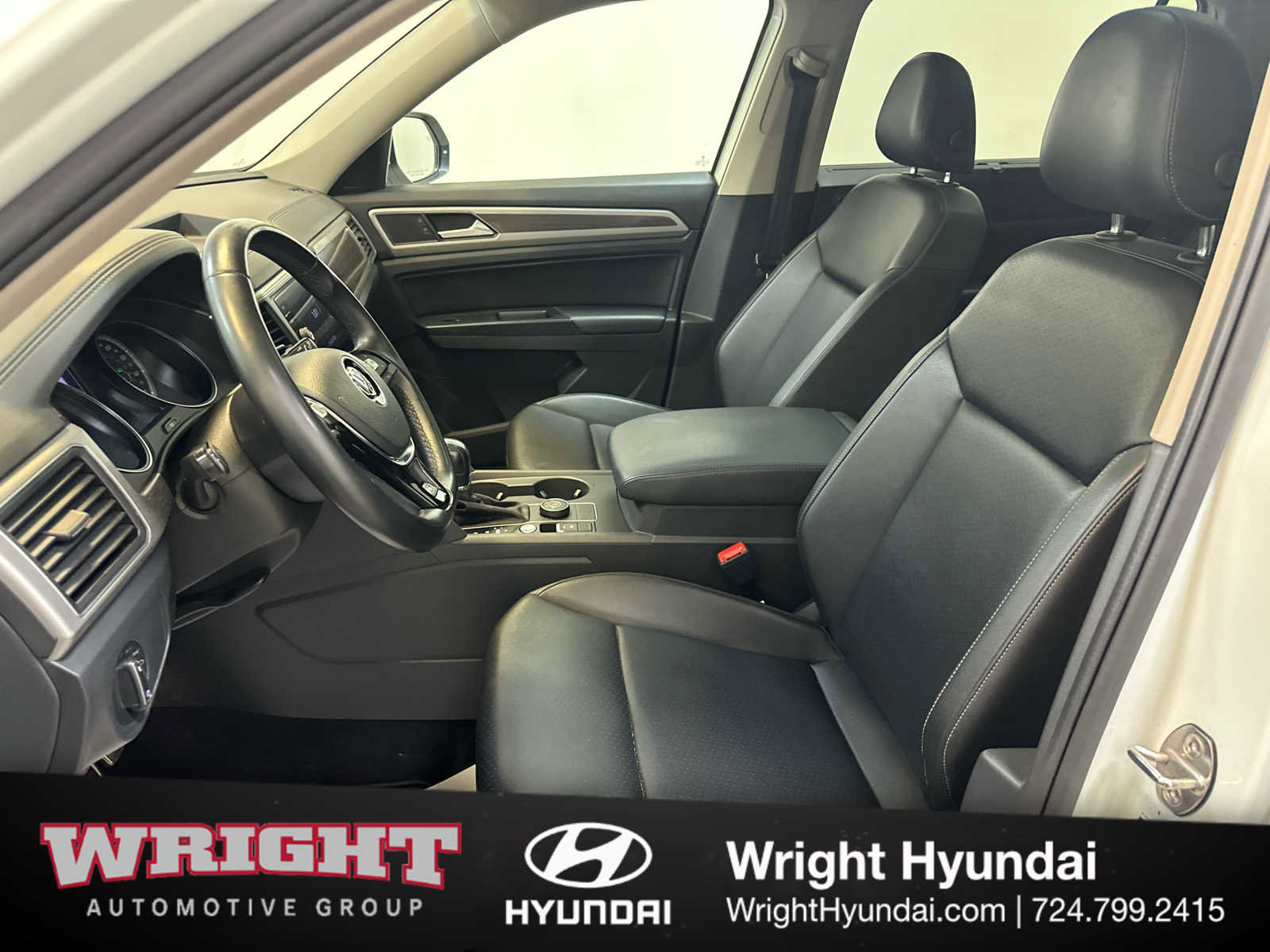 Used 2019 Volkswagen Atlas SE w/ Panoramic Sunroof Package image 11