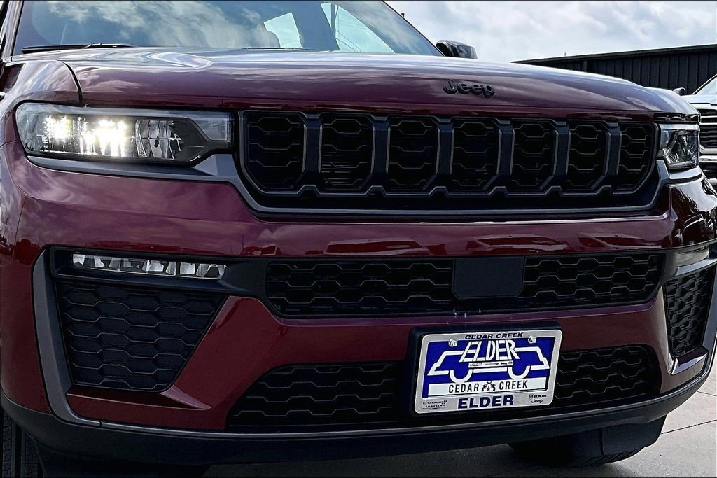 New 2026 Jeep Grand Cherokee L Limited w/ Limited Altitude Package AWD/4WD image 31