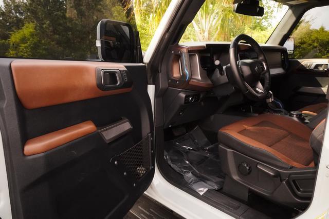 Used 2023 Ford Bronco Outer Banks AWD/4WD image 23