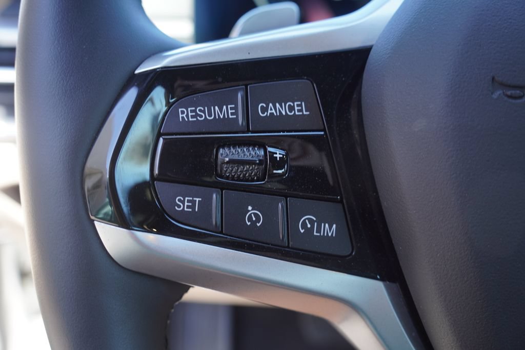 Used 2025 BMW 430i Coupe w/ Premium Package RWD image 19