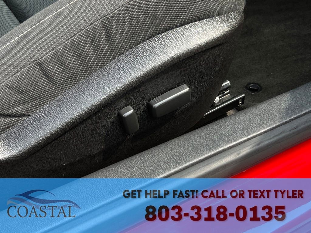 Used 2015 Chevrolet Camaro LT image 25