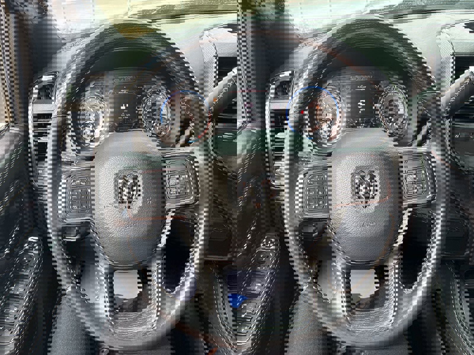 Used 2022 RAM 2500 Limited image 28